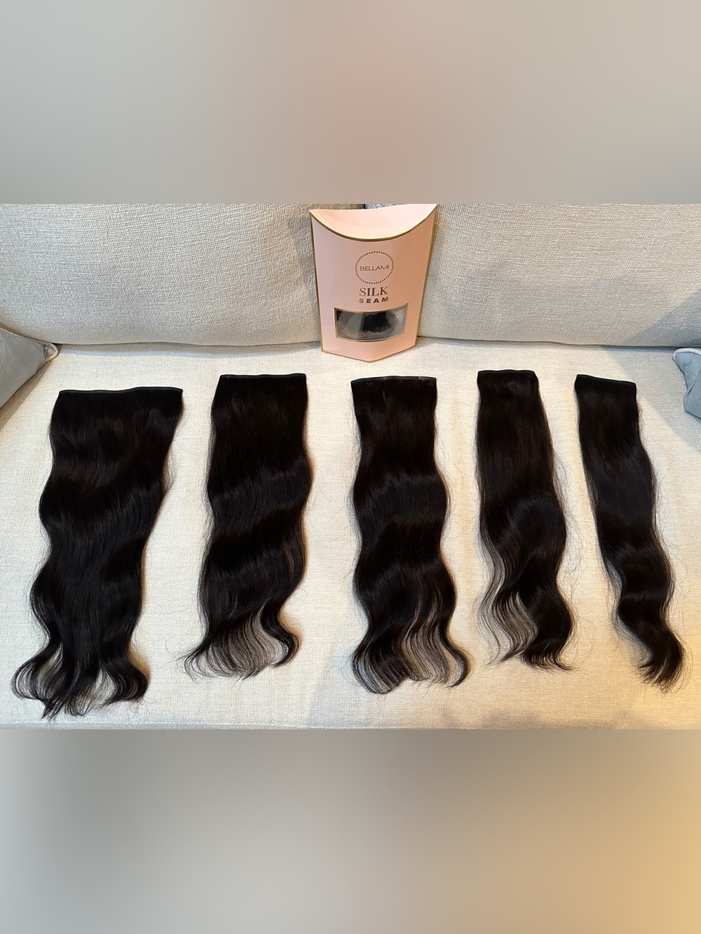 BELLAMI Silk Seam Clip-in Natural Black 20 inches